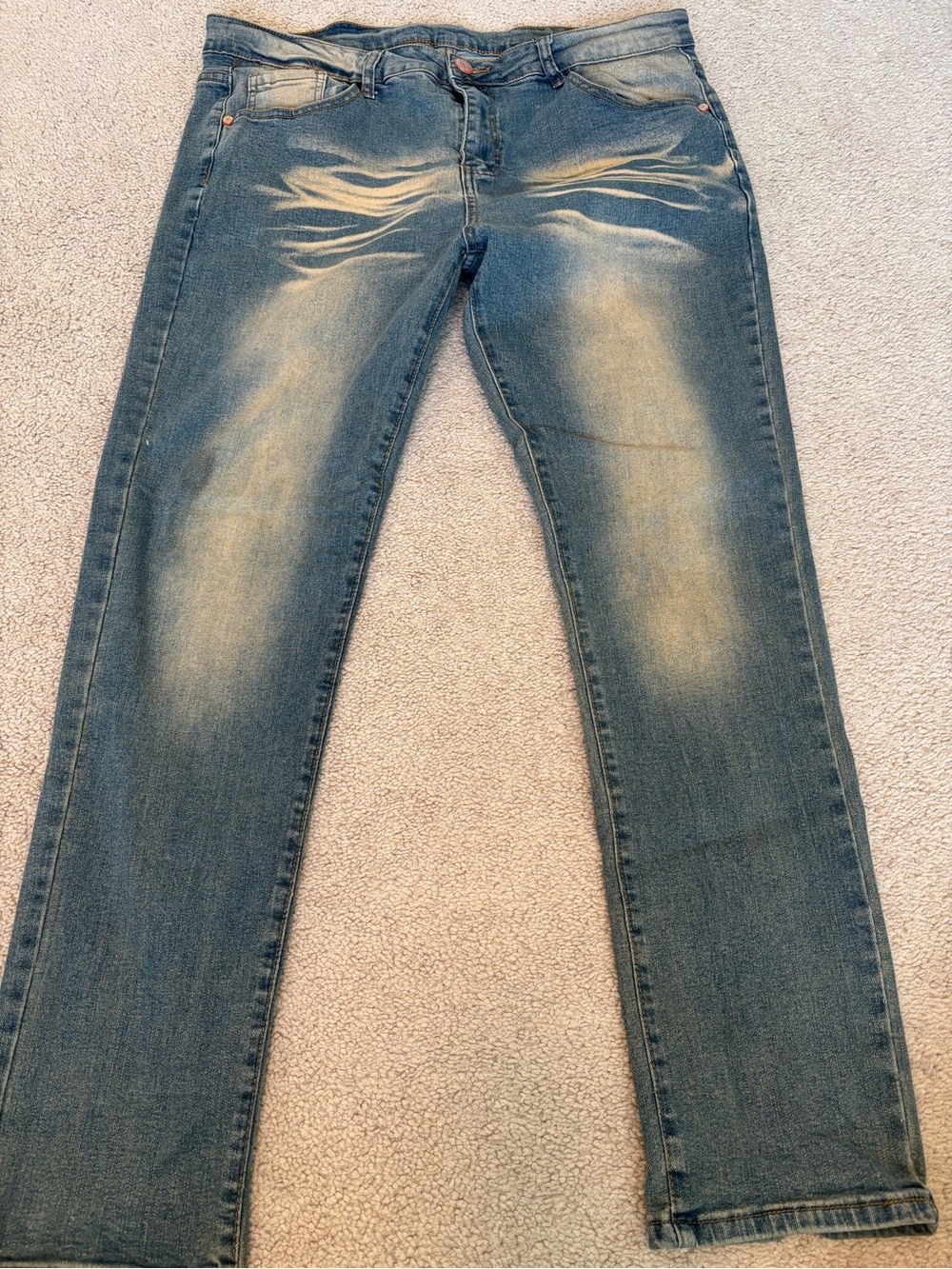 Men's Straight Denim Jeans in Faded Blue